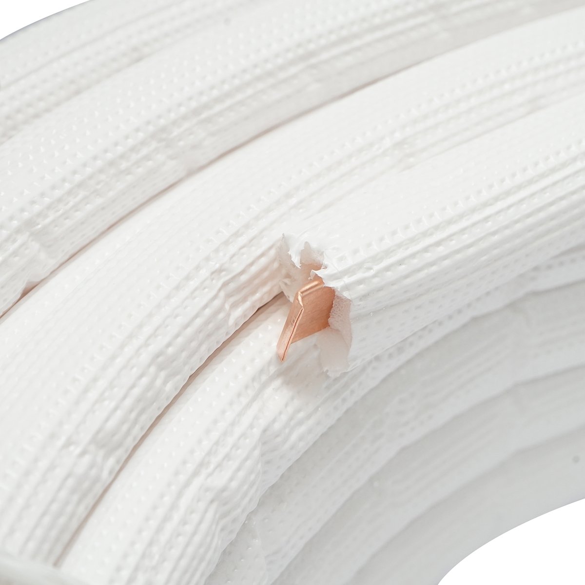 Teava cupru izolata 1/2 (12.7mm), grosime perete 0.70mm, izolatie 6mm pentru instalatii aer conditionat 50m/rola